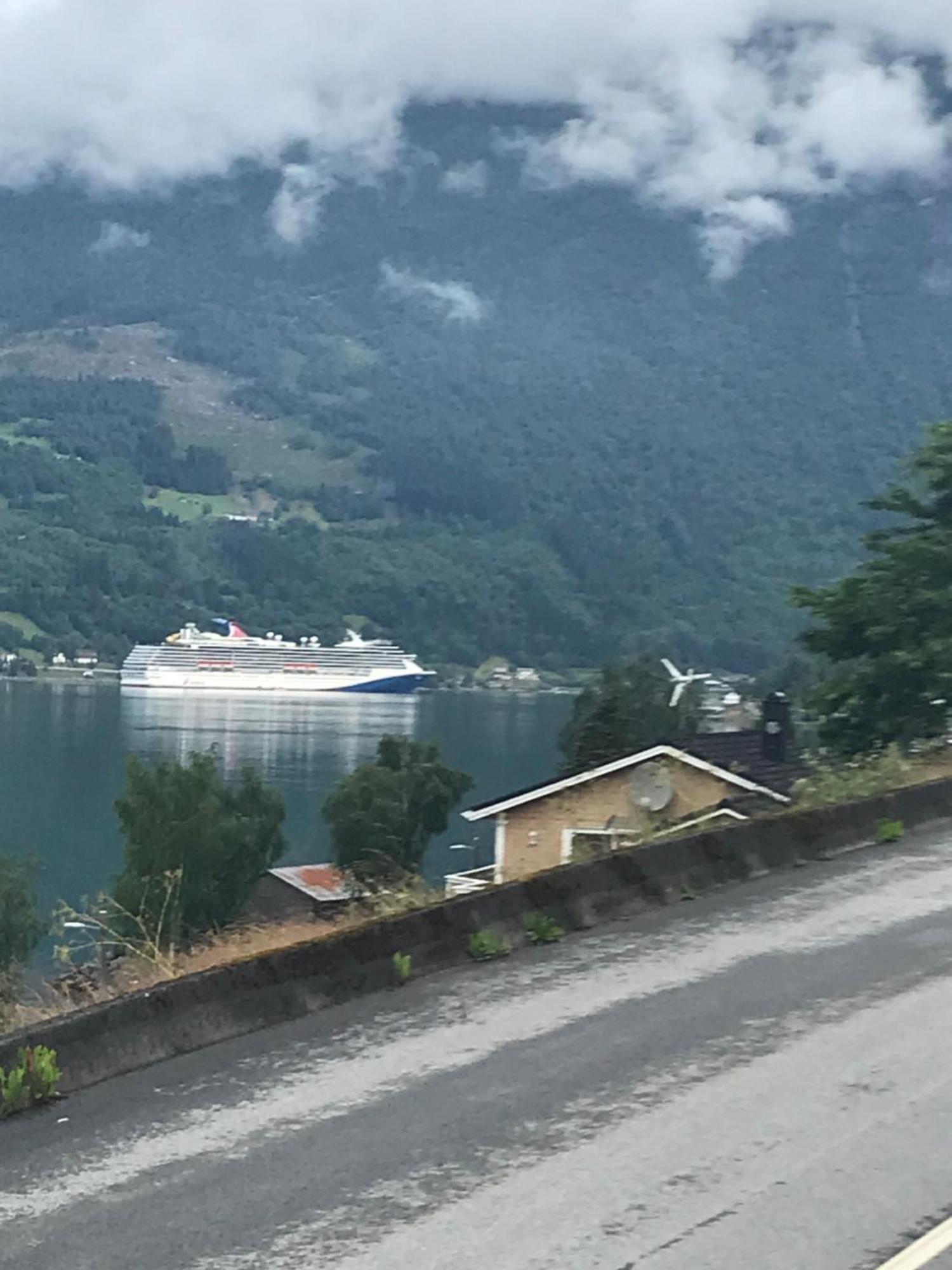 Apartmán Panorama Fjord Olden Exteriér fotografie